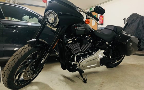 Gebrauchtmotorrad Harley-Davidson Softail Sport Glide FLSB - Bild 3