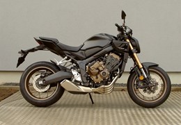 Neumotorrad Honda CB650R E-Clutch