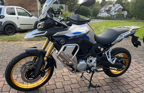 Neumotorrad Voge DS900X