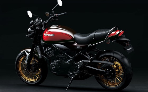 Gebrauchtmotorrad Kawasaki Z900 RS 50th Anniversary - Bild 3