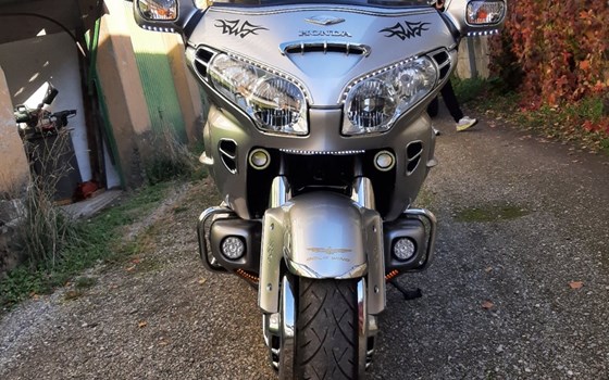 Gebrauchtmotorrad Honda GL 1800 Goldwing - Bild 6