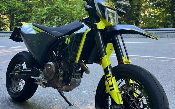 Gebrauchtmotorrad Husqvarna 701 Supermoto - Bild 1