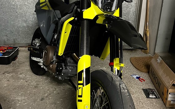 Gebrauchtmotorrad Husqvarna 701 Supermoto - Bild 2