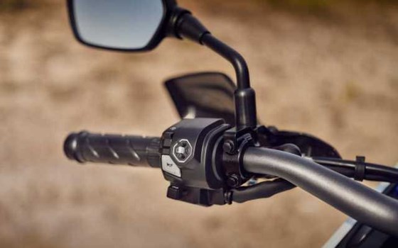 Gebrauchtmotorrad Honda NX500 - Bild 5