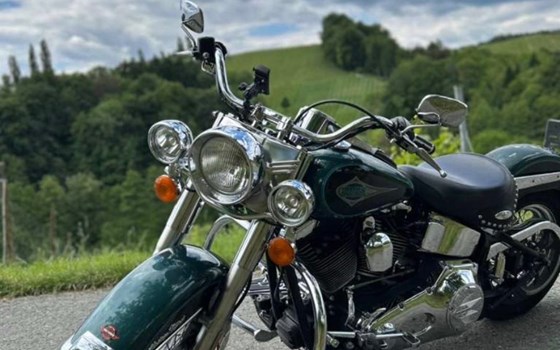 Gebrauchtmotorrad Harley-Davidson Softail Heritage Classic FLHC - Bild 2