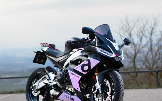 Gebrauchtmotorrad Aprilia RS 660 35kW - Bild 1