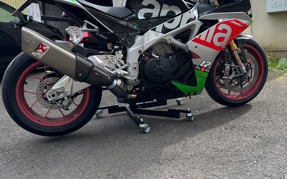 Gebrauchtmotorrad Aprilia RSV4 RF - Bild 2