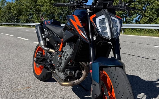 Gebrauchtmotorrad KTM 890 Duke R - Bild 2