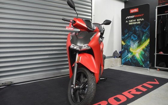 Neufahrzeug Honda SH350i - Bild 3