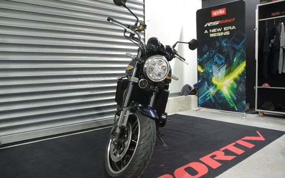 Gebrauchtmotorrad Kawasaki Z900 RS - Bild 3