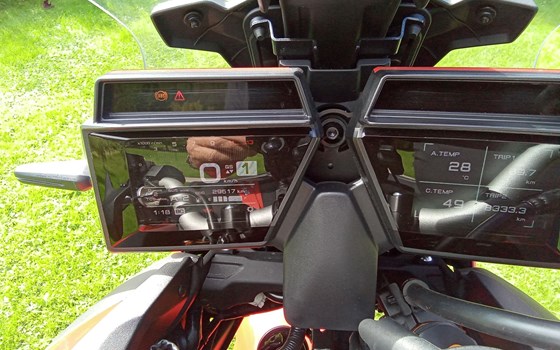 Gebrauchtmotorrad Yamaha Tracer 9 GT - Bild 4