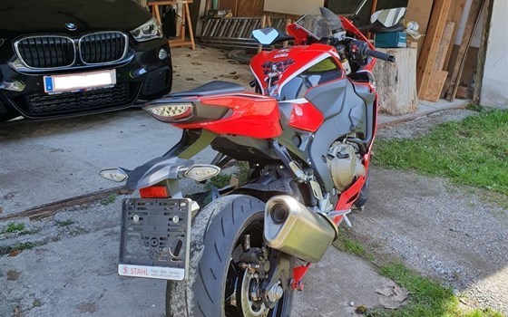Gebrauchtmotorrad Honda CBR1000RR Fireblade - Bild 5