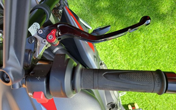 Gebrauchtmotorrad Triumph Street Triple R - Bild 15