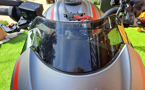 Gebrauchtmotorrad Triumph Street Triple R - Bild 17