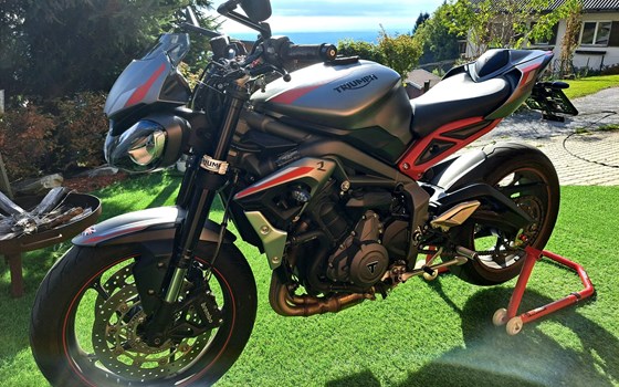 Gebrauchtmotorrad Triumph Street Triple R - Bild 22