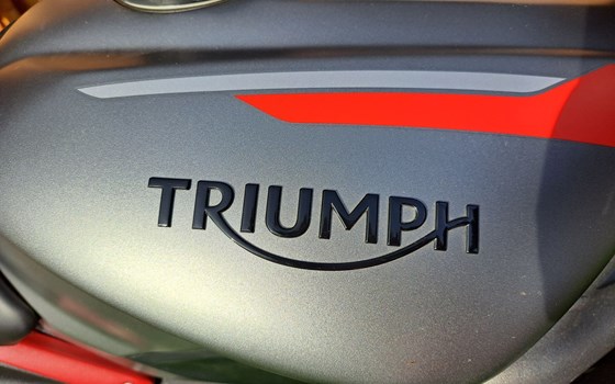 Gebrauchtmotorrad Triumph Street Triple R - Bild 25