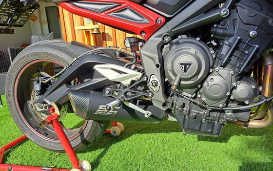 Gebrauchtmotorrad Triumph Street Triple R - Bild 5