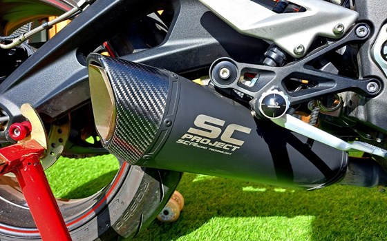 Gebrauchtmotorrad Triumph Street Triple R - Bild 7