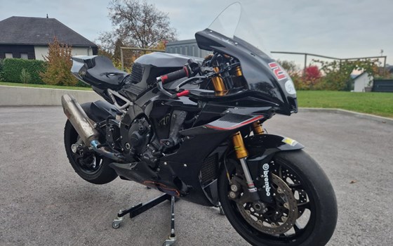 Gebrauchtmotorrad Yamaha R1 GYTR - Bild 2