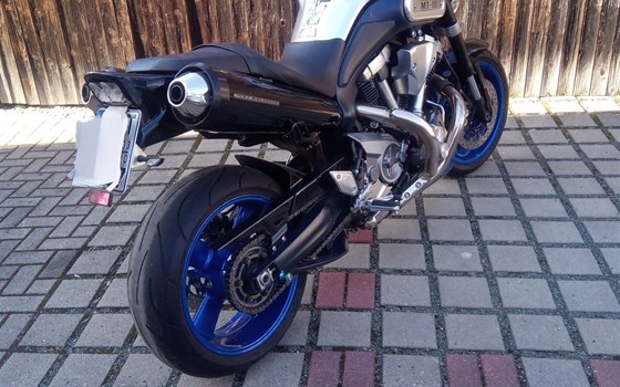 Gebrauchtmotorrad Yamaha MT-01 - Bild 2