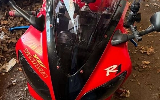 Gebrauchtmotorrad Yamaha R1 - Bild 1