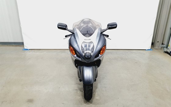 Gebrauchtmotorrad Suzuki GSX 1300 R - Bild 8