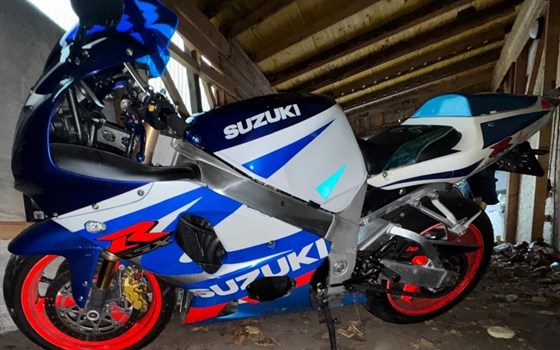 Gebrauchtmotorrad Suzuki GSX-R 1000 - Bild 1