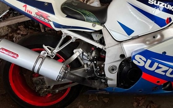 Gebrauchtmotorrad Suzuki GSX-R 1000 - Bild 9