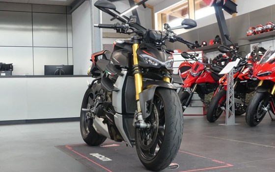 Gebrauchtmotorrad Ducati Streetfighter - Bild 1