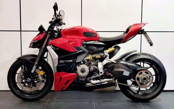 Gebrauchtmotorrad Ducati Streetfighter V2 - Bild 2