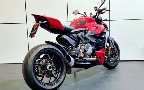Gebrauchtmotorrad Ducati Streetfighter V2 - Bild 5