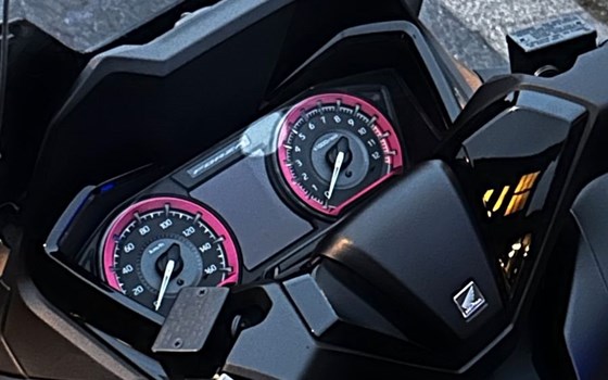 Gebrauchtmotorrad Honda Forza 125 - Bild 3