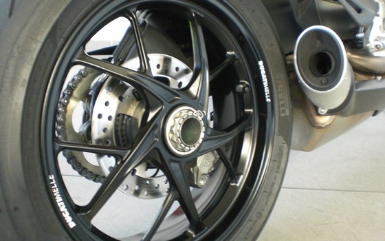 Gebrauchtmotorrad Ducati Streetfighter - Bild 16