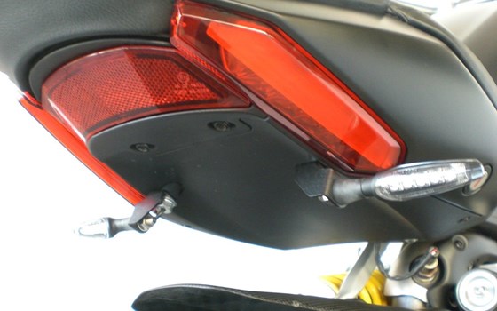 Gebrauchtmotorrad Ducati Diavel Carbon - Bild 10