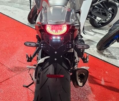 Gebrauchtmotorrad Honda CB1000R+ - Bild 2