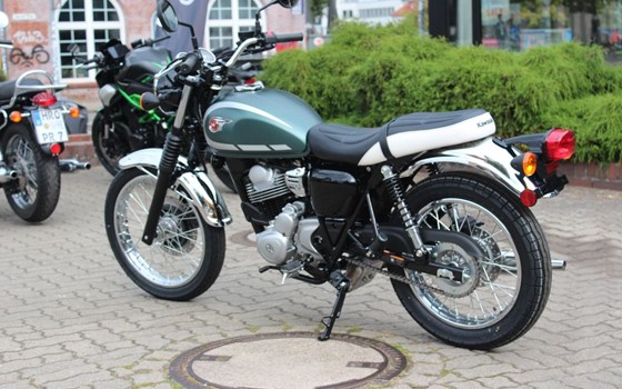 Neufahrzeug Kawasaki W230 - Bild 5