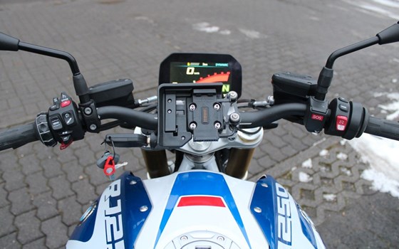 Gebrauchtmotorrad BMW R 1250 R - Bild 19
