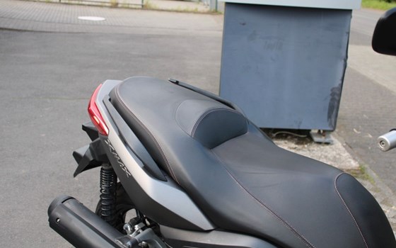 Gebrauchtmotorrad Yamaha XMAX 125 - Bild 7