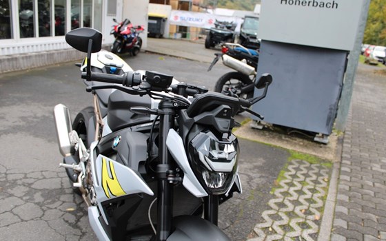 Gebrauchtmotorrad BMW S 1000 R - Bild 10