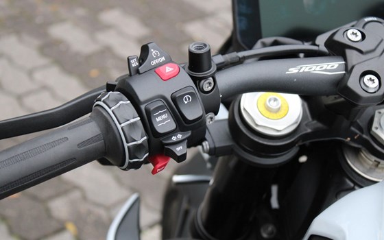 Gebrauchtmotorrad BMW S 1000 R - Bild 14