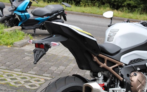 Gebrauchtmotorrad BMW S 1000 R - Bild 5