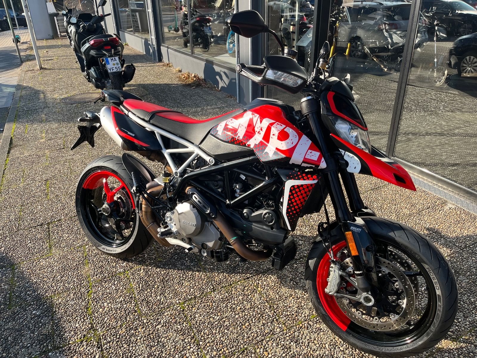 Ducati Hypermotard 950 RVE 