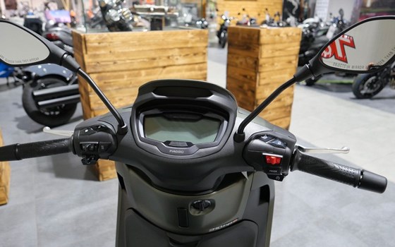 Neufahrzeug Piaggio Beverly 310 S - Bild 10