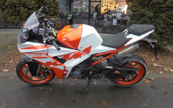 Gebrauchtmotorrad KTM RC 125 - Bild 10