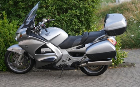 Gebrauchtmotorrad Honda ST 1300 Pan-European - Bild 6