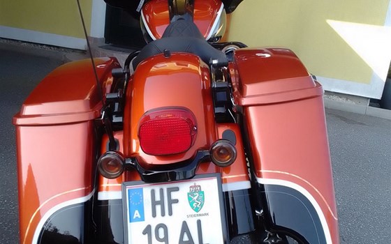 Gebrauchtmotorrad Harley-Davidson Street Glide FLHX - Bild 4