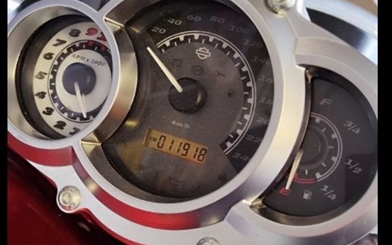 Gebrauchtmotorrad Harley-Davidson V-Rod Muscle VRSCF - Bild 3