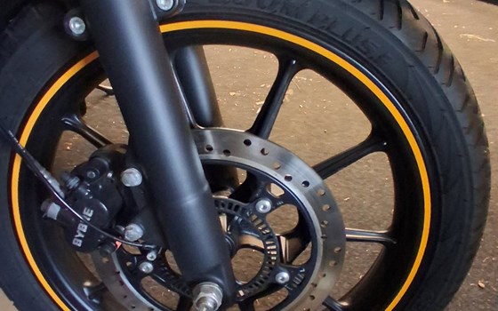 Gebrauchtmotorrad Royal Enfield Meteor 350 Fireball - Bild 10