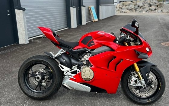 Gebrauchtmotorrad Ducati Panigale V4 S - Bild 1