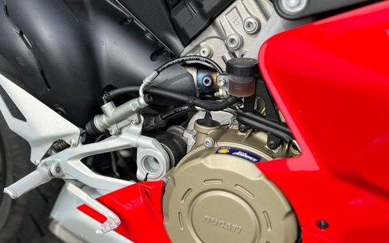 Gebrauchtmotorrad Ducati Panigale V4 S - Bild 3